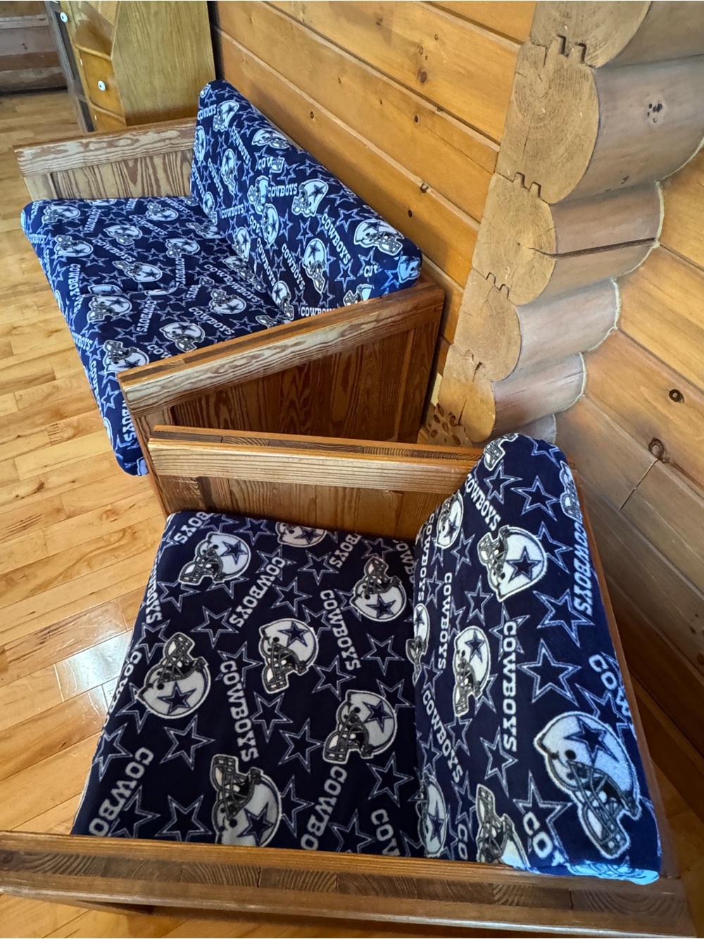 DALLAS COWBOYS Fans: THIS END UP Classic Machine Washable Slipcover 2-piece Set - Picture 10 of 16